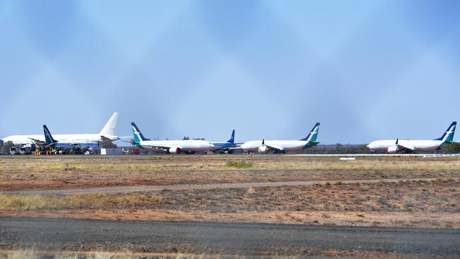 Silk Air 737 Max 8s stored at the Asia Pacific Aircraft Storage facility in Alice Springs.