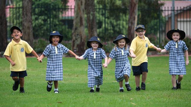 double-take-as-three-sets-of-twins-start-kindergarten-at-st-andrews