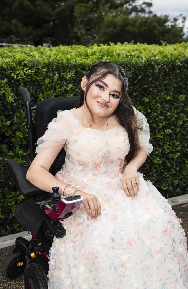 Samah Alhamad at Centenary Heights State High School formal at Picnic Point, Friday, November 15, 2024. Picture: Kevin Farmer