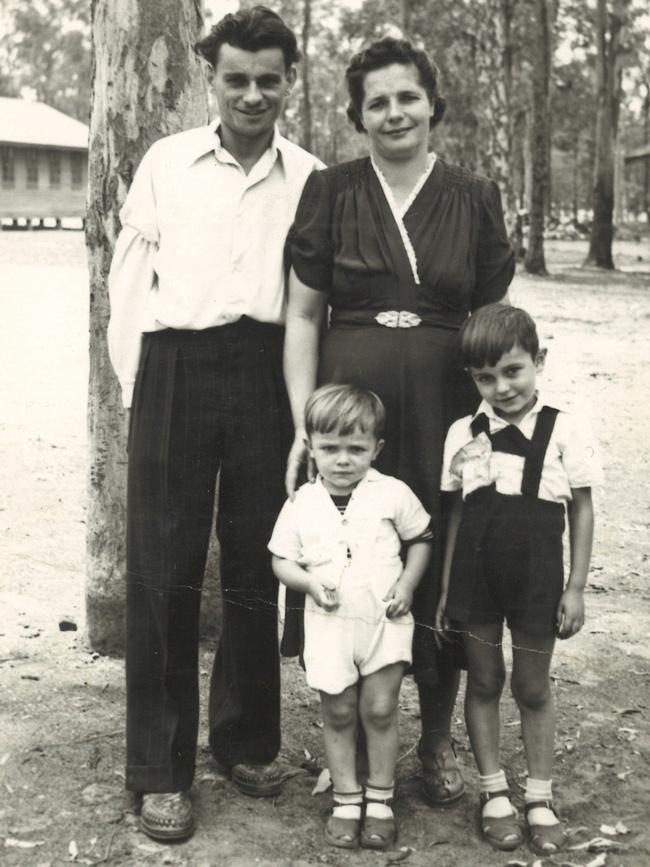 Ludwika (right) and Hipolit Palaszczukwith sons Jack and Henry.