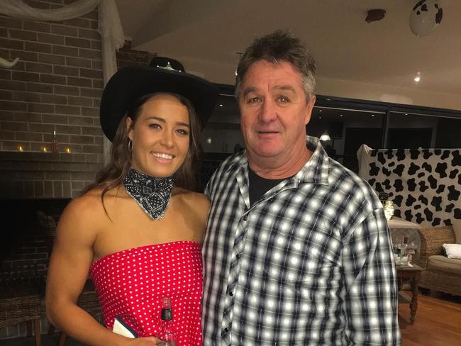 Roosters star Isabelle Kelly and her dad, Ken. Picture: Instagram.