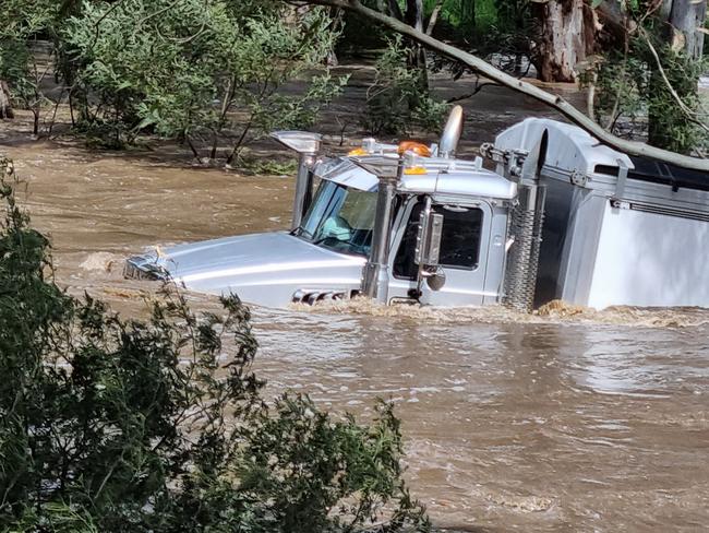 Moorabool River rescue from truck on October 14, 2022. Picture: Steve Ford/Geelong TV