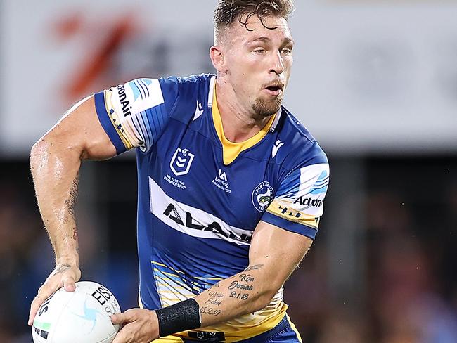 DARWIN, AUSTRALIA - APRIL 23:  Bryce Cartwright of the Eels looks to pass the ball during the round seven NRL match between the Parramatta Eels and the Brisbane Broncos at TIO Stadium on April 23, 2021, in Darwin, Australia. (Photo by Mark Kolbe/Getty Images)