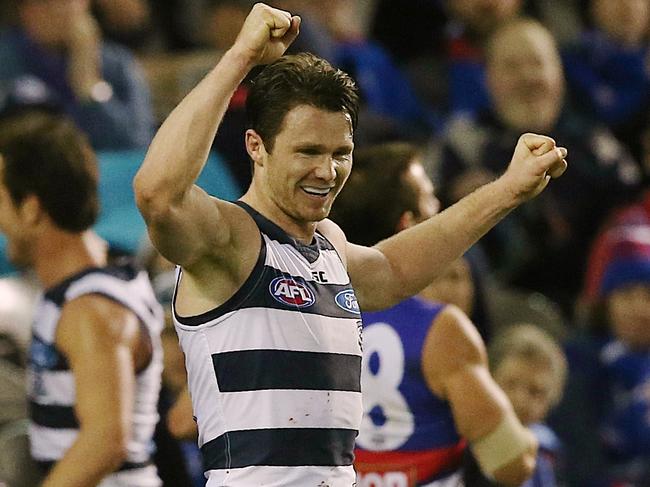 SuperLadder: Cats take top spot