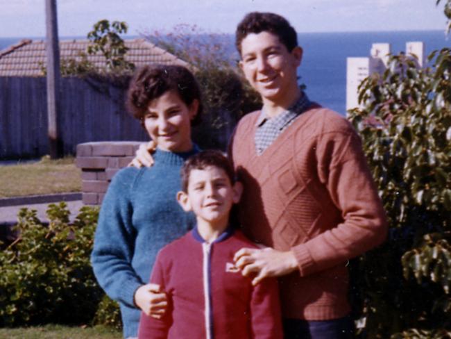 Sheila Goldberg, Steven Goldberg and Ivan Goldberg in the frontyard of their family home in Vaulcluse.