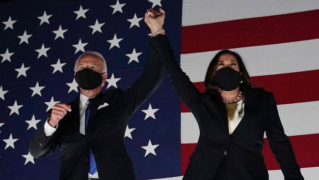 Former vice-president and Democratic presidential nominee Joe Biden (L) and Senator from California and Democratic vice presidential nominee Kamala Harris.