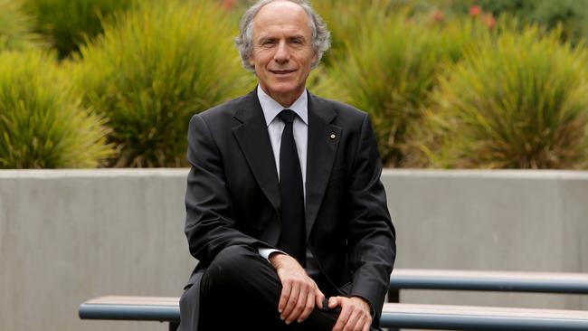 Australia’s chief scientist Alan Finkel’s Clean Energy Target should bring down electricity bills by hundreds of dollars.