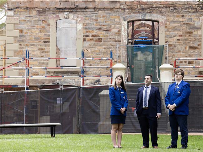Kapunda High school Principal David Marino with head prefects Chloe McWaters and Connon Shepherd. Picture: Kelly Barnes