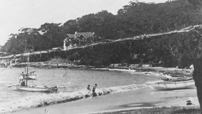 The southern end of Forty Baskets Beach c1920. Picture Scot Wheelhouse