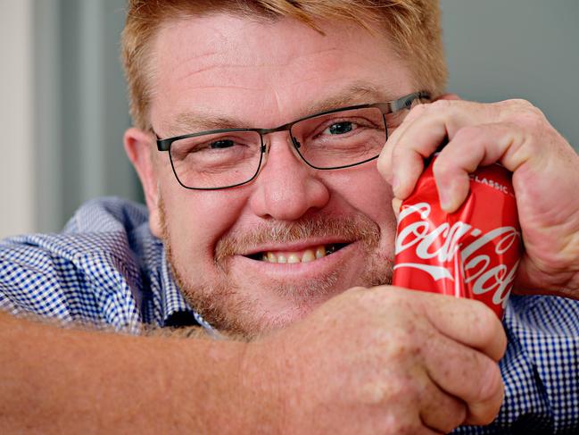 Darwin dietician Richard Sager is calling for a ban of sugar drinks at Northern Territory hospitals after Queensland has recently made the ban in their hospitals.