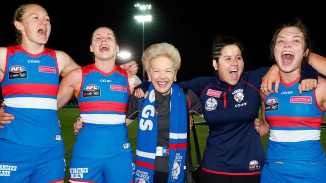 Susan Alberti with Western Bulldogs players last year. Picture: Getty Images