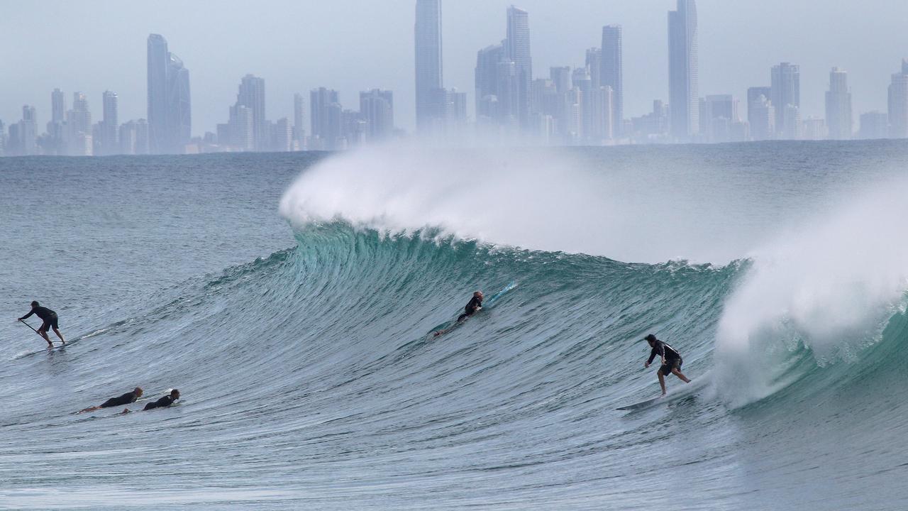 gold-coast-weather-wind-gusts-at-72m-h-at-seaway-before-marathon