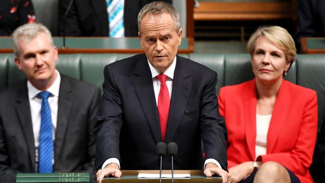 Opposition Leader Bill Shorten delivering his udget reply speech on Thursday night. Photo: Tracey Nearmy/Getty Images