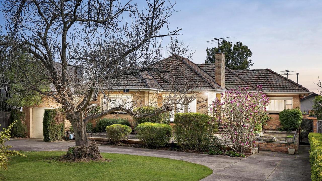 A three-bedroom, two-bathroom home at <a href="https://www.realestate.com.au/sold/property-house-vic-ivanhoe-145876376" target="_self">202 Waterdale Rd, Ivanhoe</a>sold for $1.575m by Nelson Alexander Ivanhoe's Nunzio Sulfaro