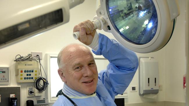 Dental surgeon and businessman Larry Benge says St Kilda needs fresh input at board level.