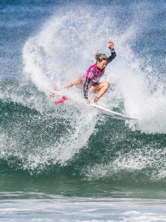 Sally Fitzgibbons of Australia advances to the final of the 2019 Oi Rio Pro in Brazil. Picture: Thiago Diz/WSL/Getty