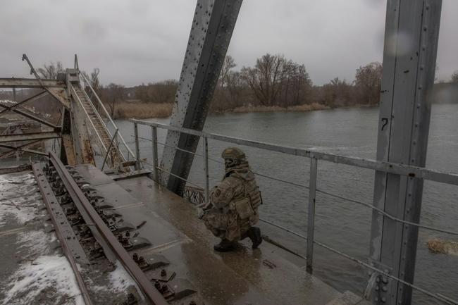 Russian forces have reached the banks of the Oskil river