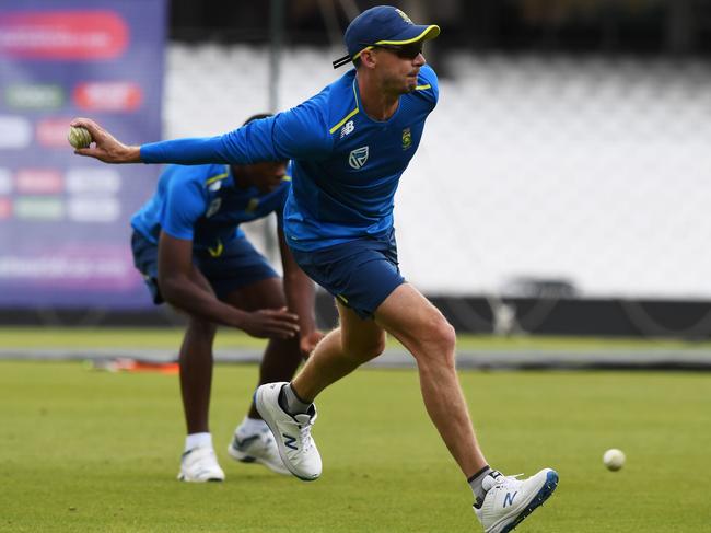 Steyn takes part in a training session before breaking down early in ODI World Cup.