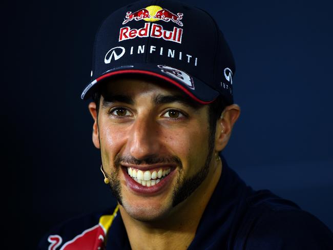 Daniel Ricciardo sports Wolverine-esque facial hair ahead of US Grand ...