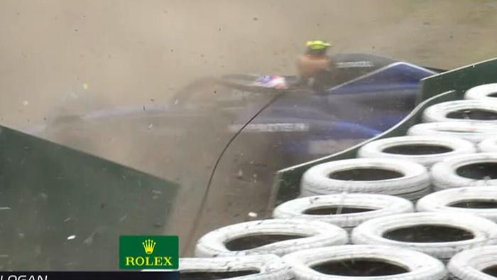 F1 Practice Logan Sargent crashes