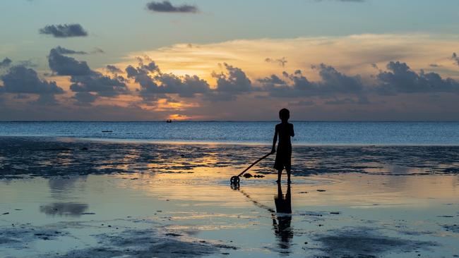 The UN promotes the idea that sea level rise could submerge small islands such as Kiribati. This claim is often repeated yet ignores a vast scientific literature showing almost every atoll including Kiribati is stable or increasing in size.