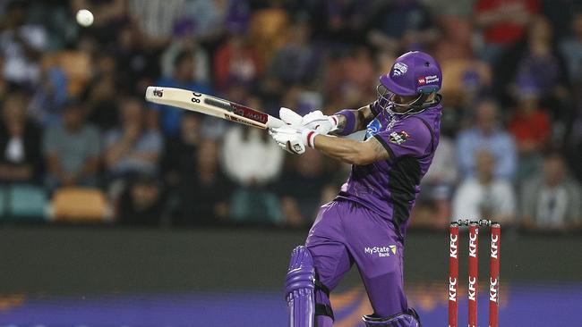 Simon Milenko has no doubt the in-form top order, led by dynamic opening duo D’Arcy Short and Matthew Wade, pictured, can combat the expected slow, low-turning wicket. Picture: Daniel Pockett/Getty Images