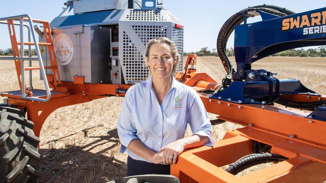 NEWS: Swarmbot autonomous sprayer1 -  Fiona Best Birchip Cropping Group CEO with a Swarmbot autonomous sprayer. 2 - Bailey Kirkpatrick, on spraying technology. Pictured: Birchip Cropping Group CEO Fiona Best with a Swarmbot autonomous sprayer.