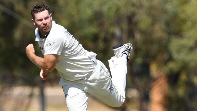 Jon Holland will coach Frankston Peninsula’s U18s.