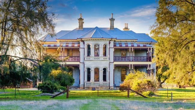 Fairfield’s stunning homestead was built in 1889.