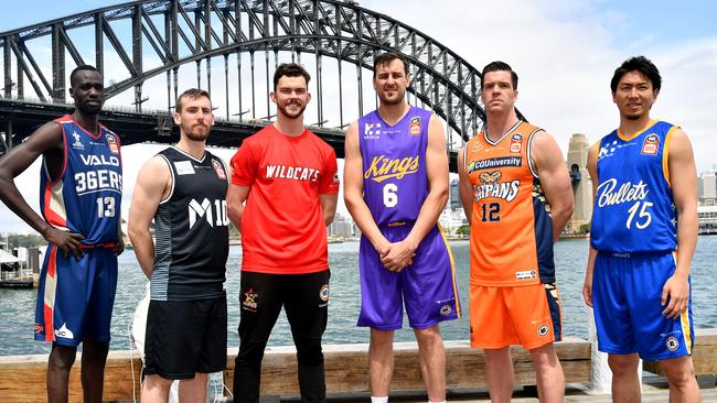 Andrew Bogut with NBL rivals. Picture: AAP