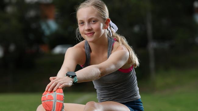 St Margaret’s Anglican Girls’ School runner Isabella Harte. Photographer: Liam Kidston.