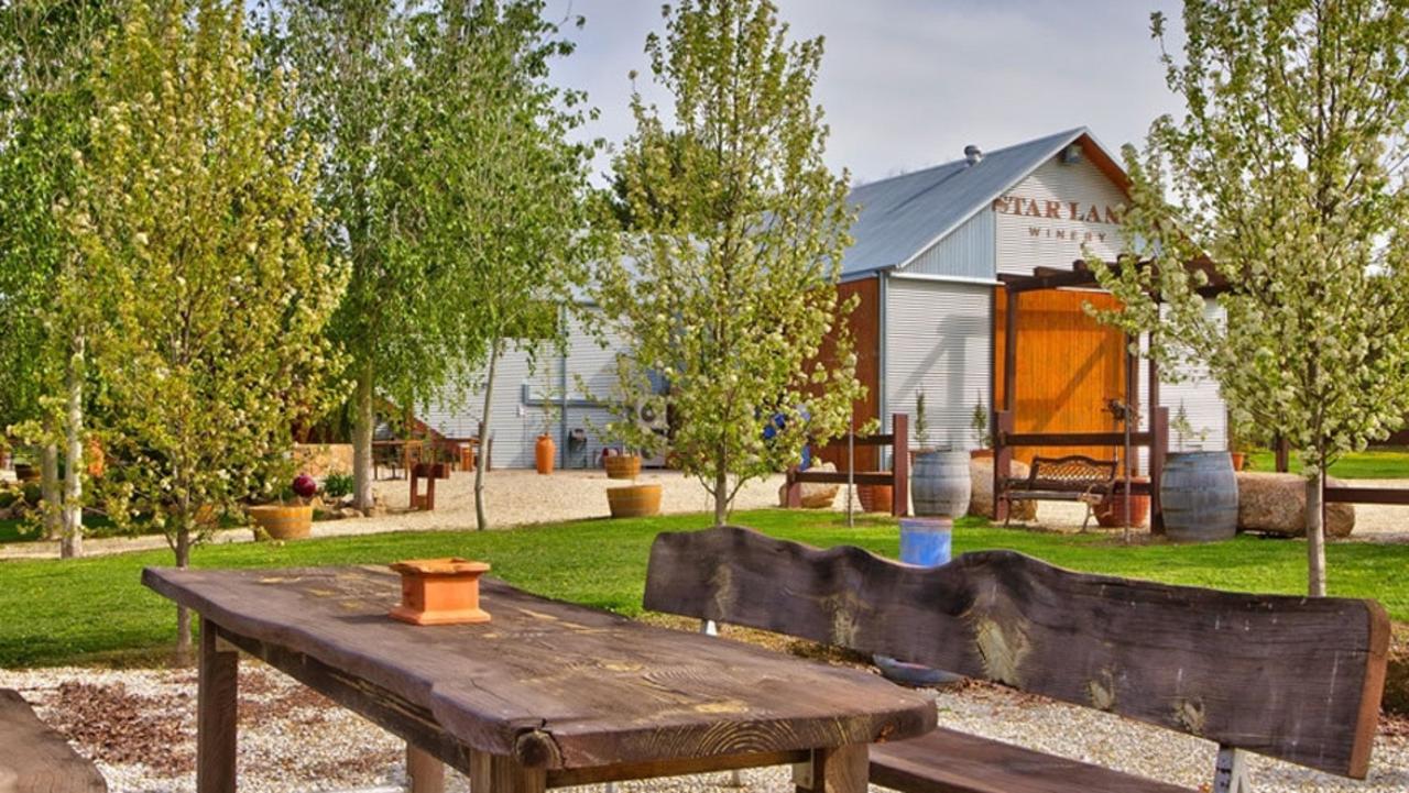 Star Lane Winery offers 18ha of established vines, a striking cellar door and stunning lifestyle opportunity near Beechworth.