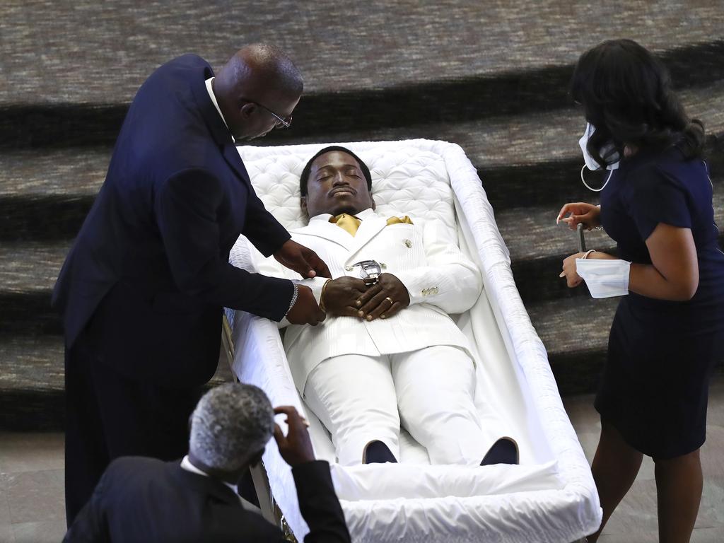 Rayshard Brooks viewing: Crowds mourn black man killed by police ...