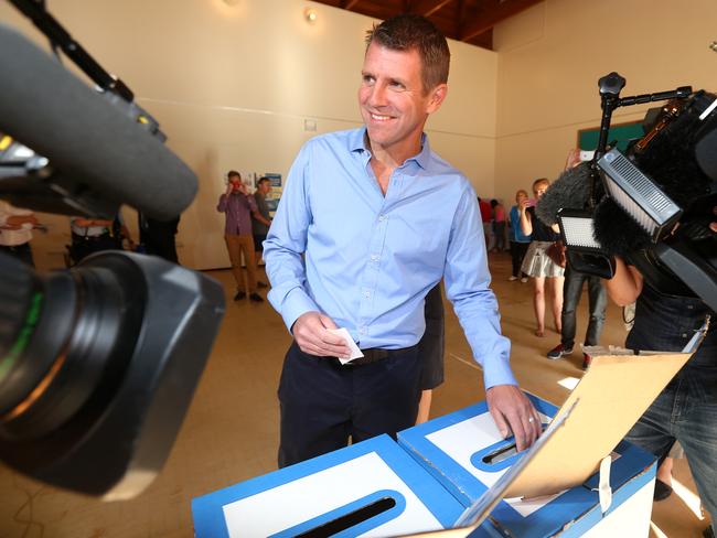 Mike Baird casts his vote at Queenscliff Surf Life Saving Club at the last state election. Picture: Bradley Hunter