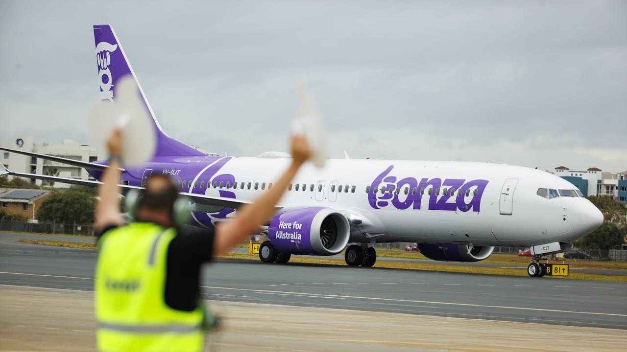 Bonza's first 737 MAX in Australia touches down at Sunshine Coast airport on Monday morning. Picture Lachie Millard