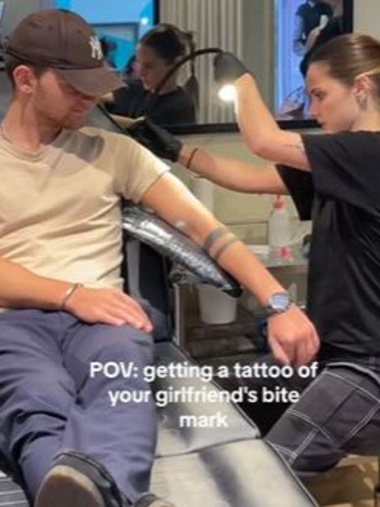 Yep, it is happening. Picture: TikTok/bettyzootattoo