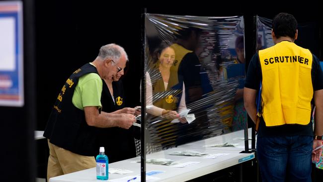 The vote count under way in the 2020 Northern Territory election. Picture: Che Chorley