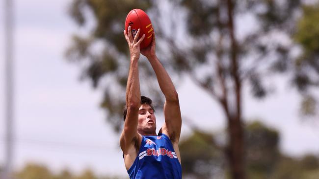 Sam Darcy clunks a grab. Picture: Michael Klein