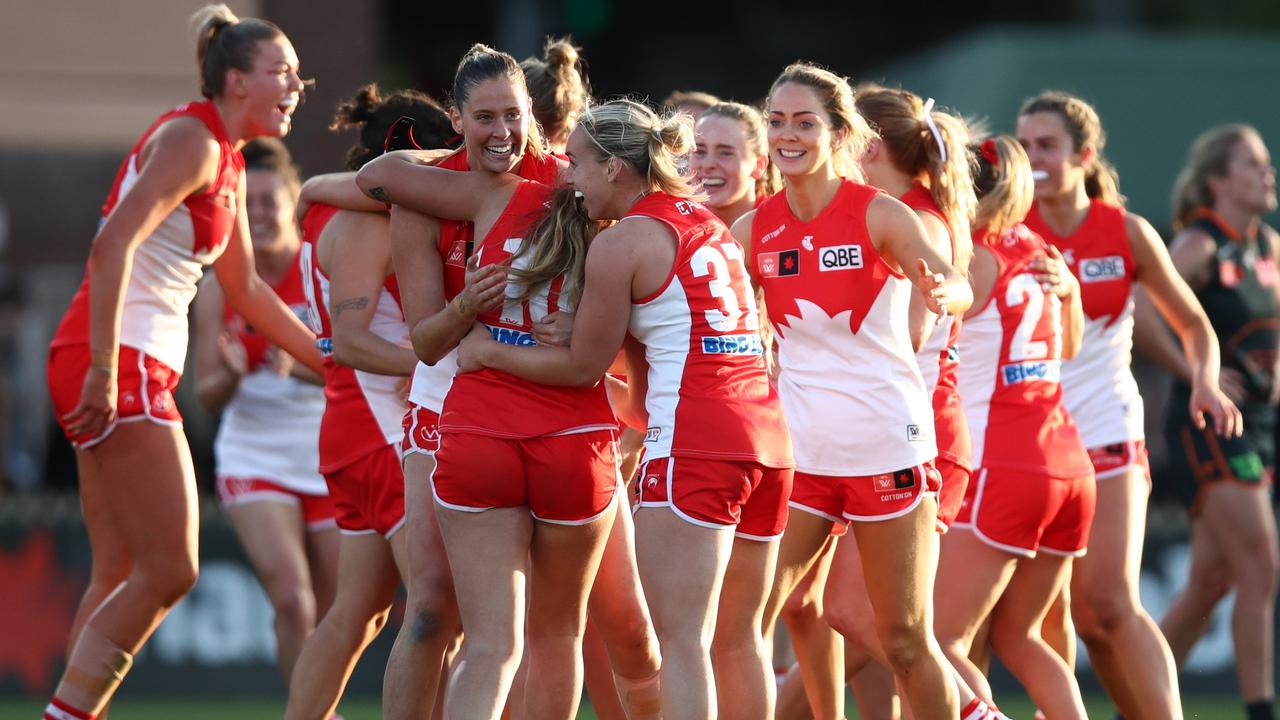 The Suns leave the field after a win during the 2023 AFL Round 12 News  Photo - Getty Images