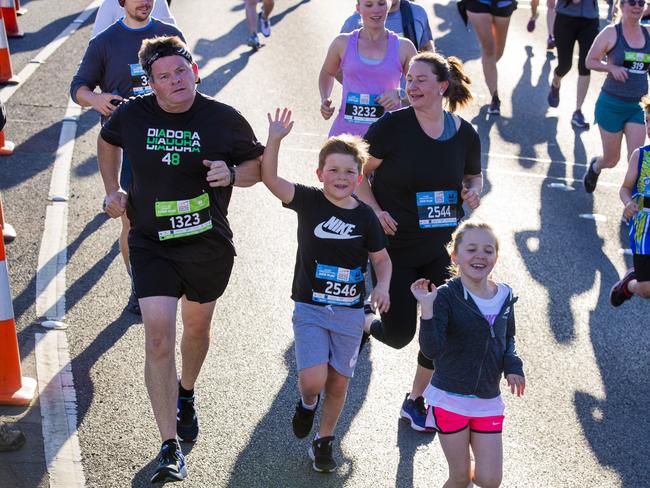 Run the Bridge Fun Run 2020 across Tasman Bridge. Picture: RICHARD JUPE