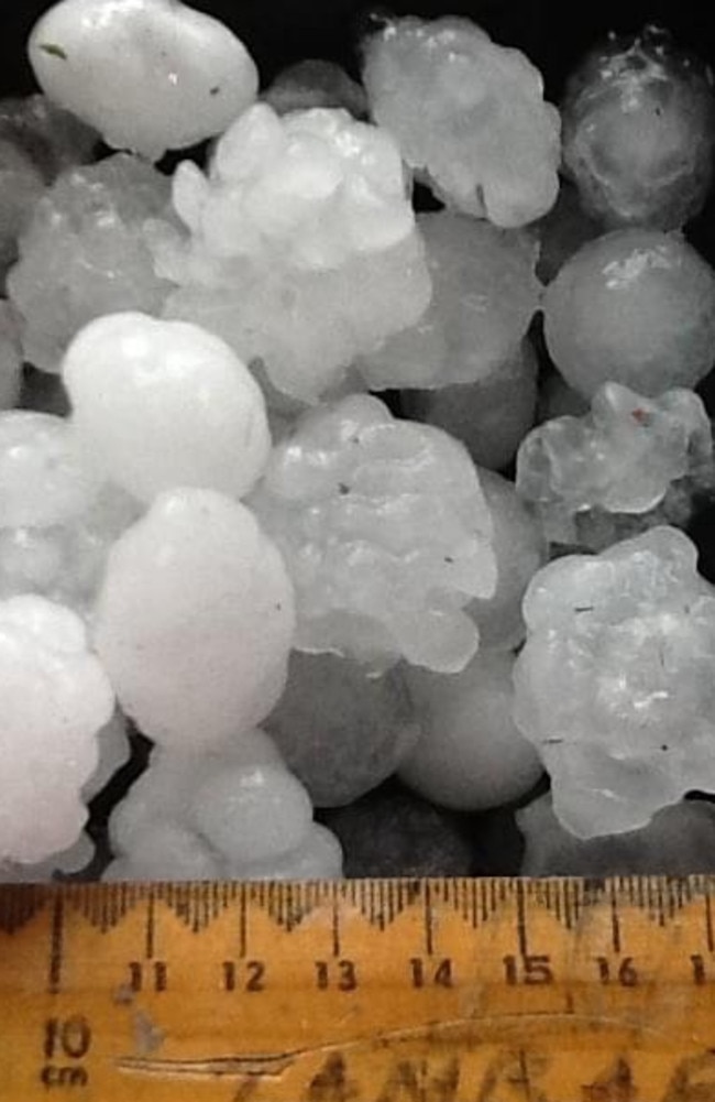 Huge ‘tennis Ball Sized Hail Hits In Granite Belt As Severe Storms Pass Through The Courier Mail 4770