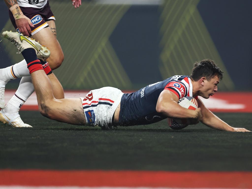 Joseph Manu scores for the Roosters. Picture: Getty Images