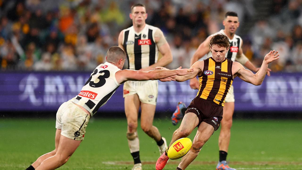 Collingwood has been having a poor season and was recently beaten by the Hawthorn Hawks. Picture: Graham Denholm/AFL Photos/via Getty Images