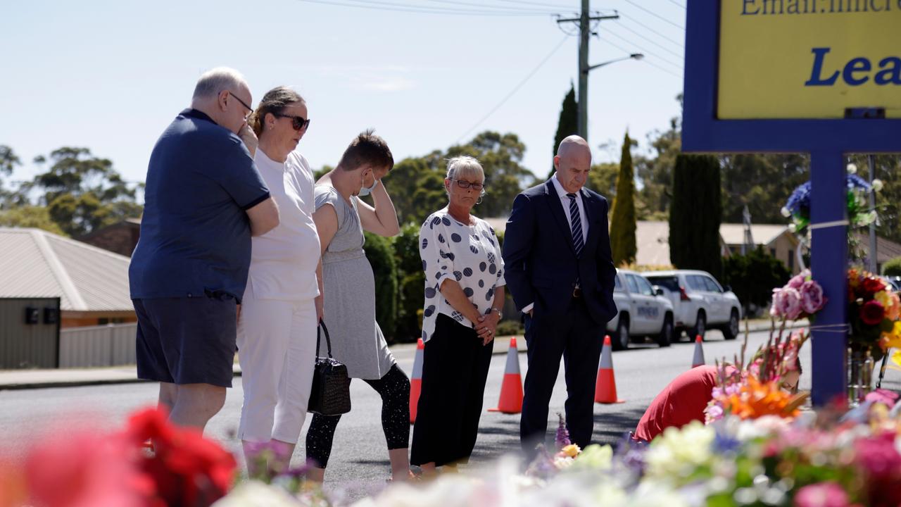 TASMANIA, AUSTRALIA - NewsWire Photos: DECEMBER 17 2021 : Premier Peter Gutwein with tributes outside the Hillcrest Primary school Picture: NCA Newswire / Grant Viney