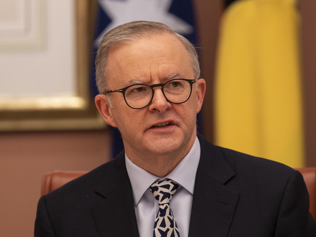 Prime Minister Anthony Albanese welcomes the State Premiers at the national cabinet meeting. Picture: NCA NewsWire / Martin Ollman