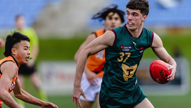 How will clubs consider Tasmanian draft prospect Tom McCallum with the possible introduction of a state team?