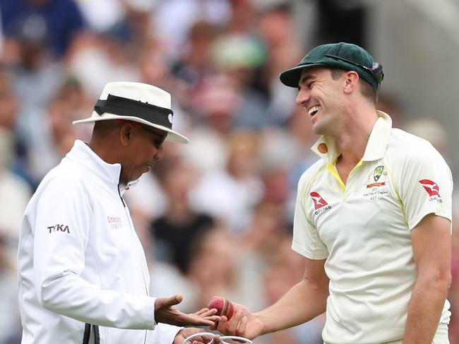 LONDON, ENGLAND - JULY 29: Pat Cummins of Australia tries to get the ball changed by umpire Joel Wilson during Day Three of the LV= Insurance Ashes 5th Test Match between England and Australia at The Kia Oval on July 29, 2023 in London, England. (Photo by Ryan Pierse/Getty Images)