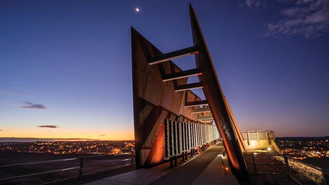 The Line of Lode Memorial in Broken Hill commemorates the lives lost in the local mining industry since in 1883.