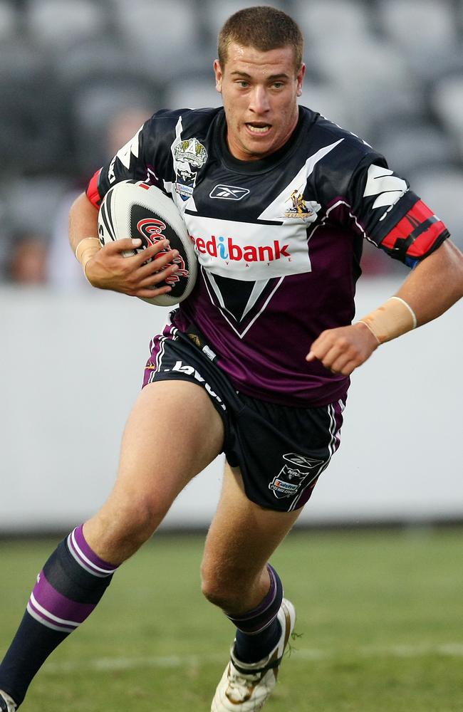 Miller playing for Melbourne in a pre-season trial game against Manly in 2008.