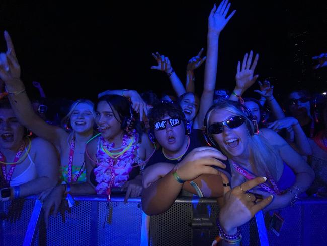 Schoolies celebrating at a Silent Disco in Surfers Paradise. Schoolies 2022